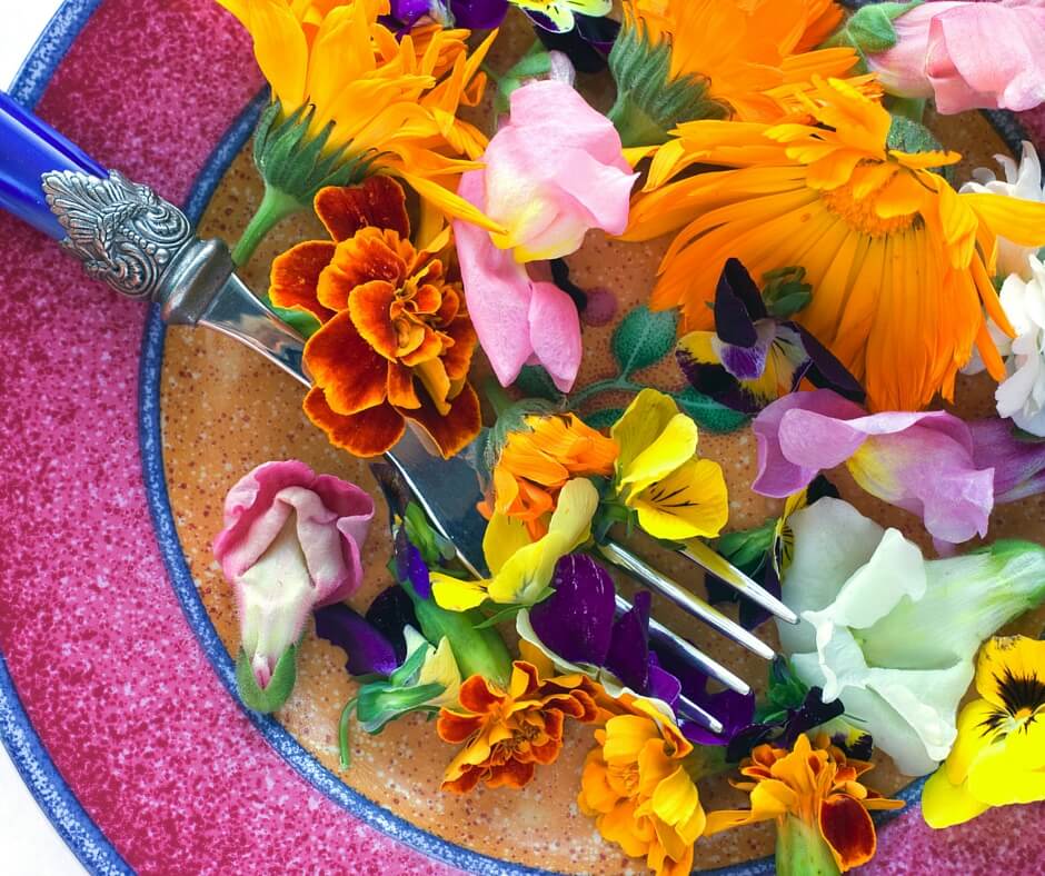 Flowers in a Platter