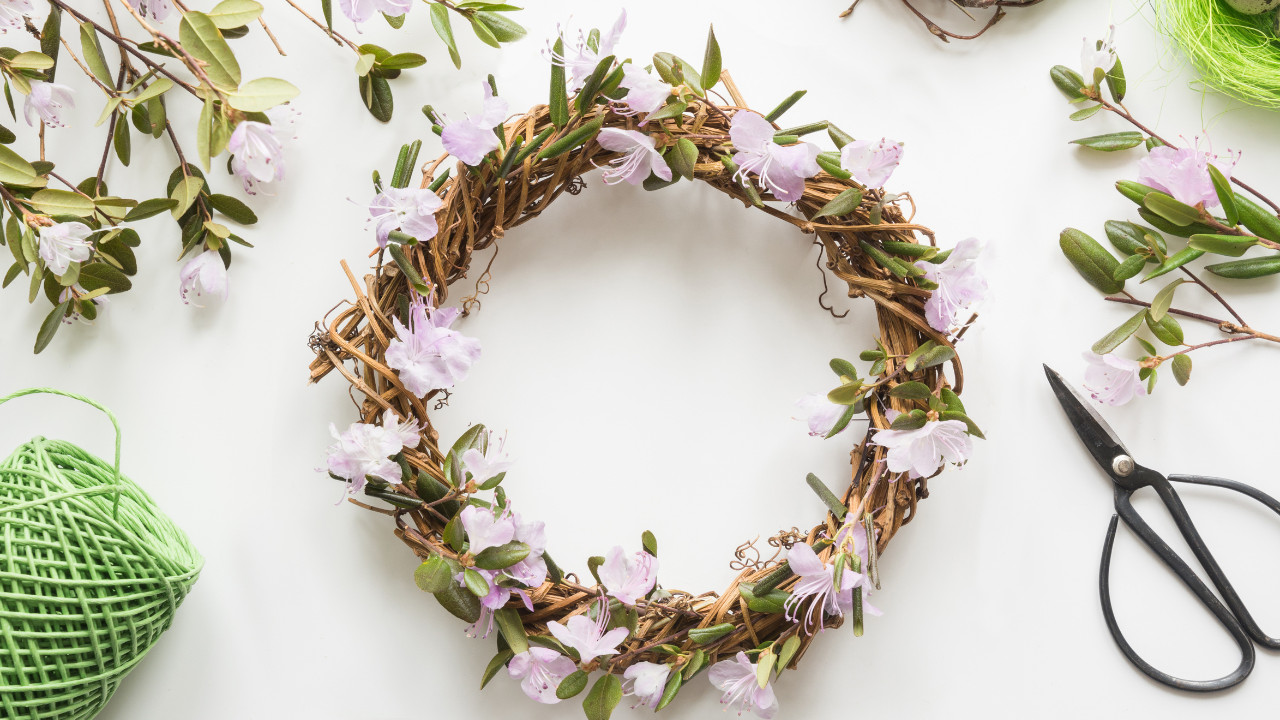 Creative Crafting with Dried Flowers Guide